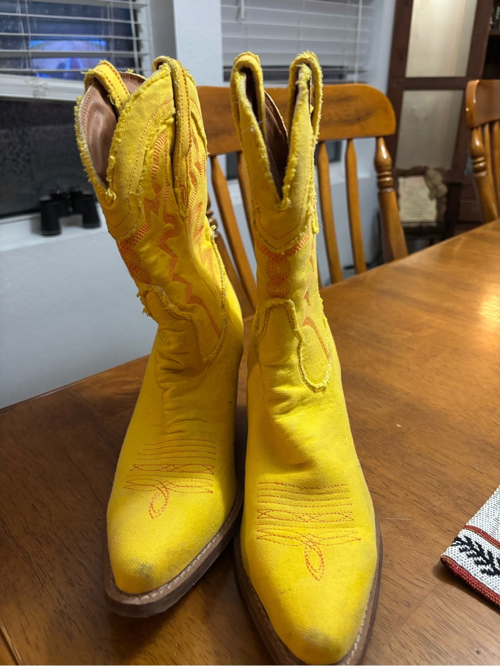 dingo Yellow Embroidered Western Heeled Boots - Picture 4 of 6